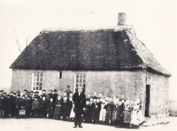 Schule Neuekels 1891